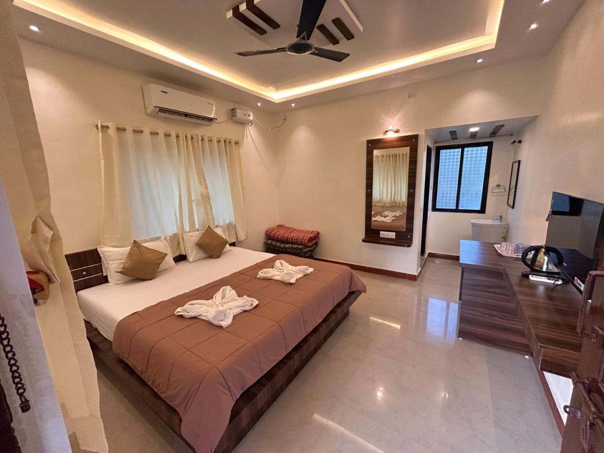 The Beach Hive Resort Kashid Екстериор снимка