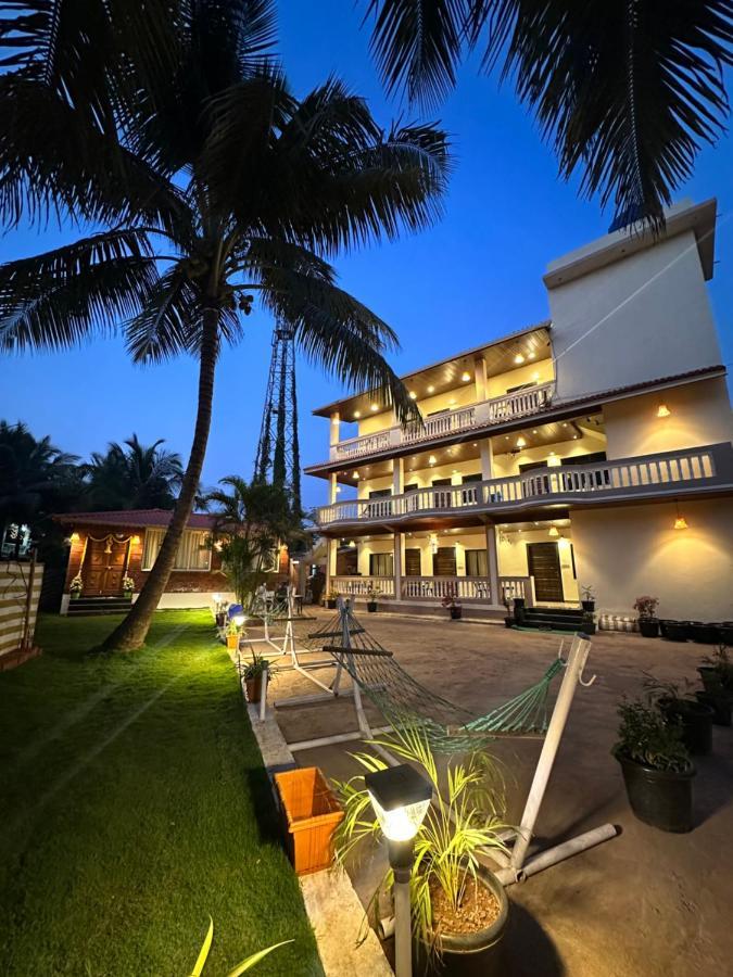 The Beach Hive Resort Kashid Екстериор снимка